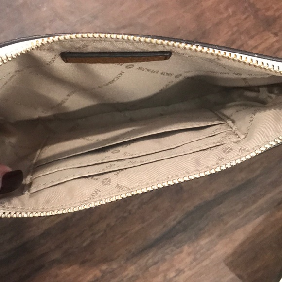 Michael Kors Wristlet - Picture 4 of 4